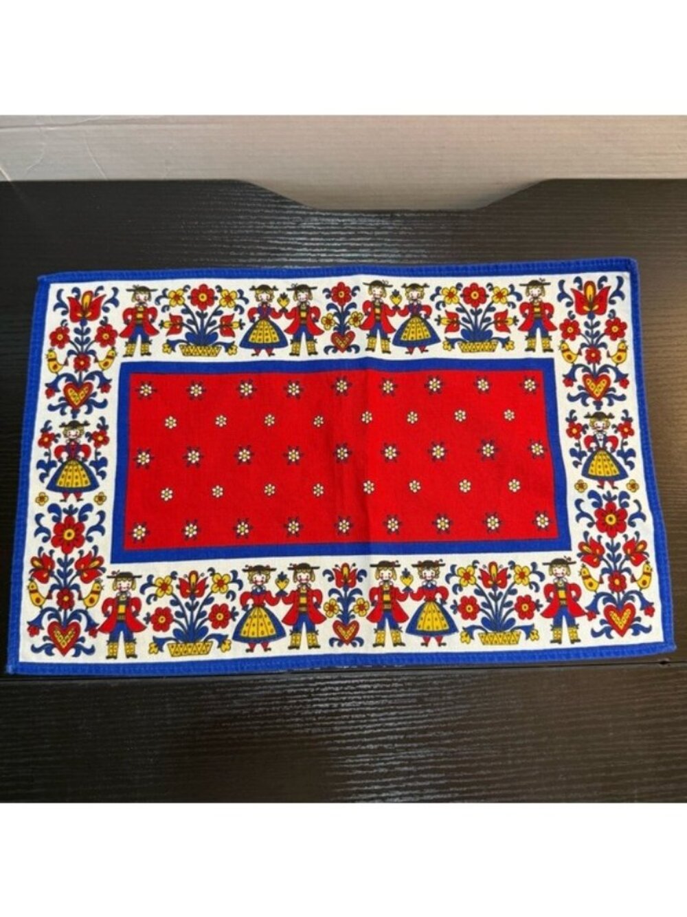Vintage Kolf Folk Art Tablecloth Set 2 Pc Scandinavian Dutch Couple Floral
